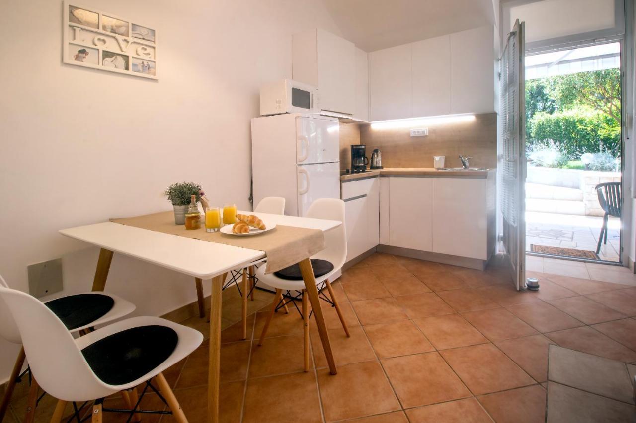 נובי ווינודולסקי Apartments Buneta מראה חיצוני תמונה